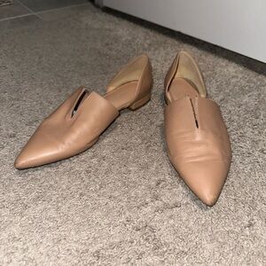Vince flat size 7